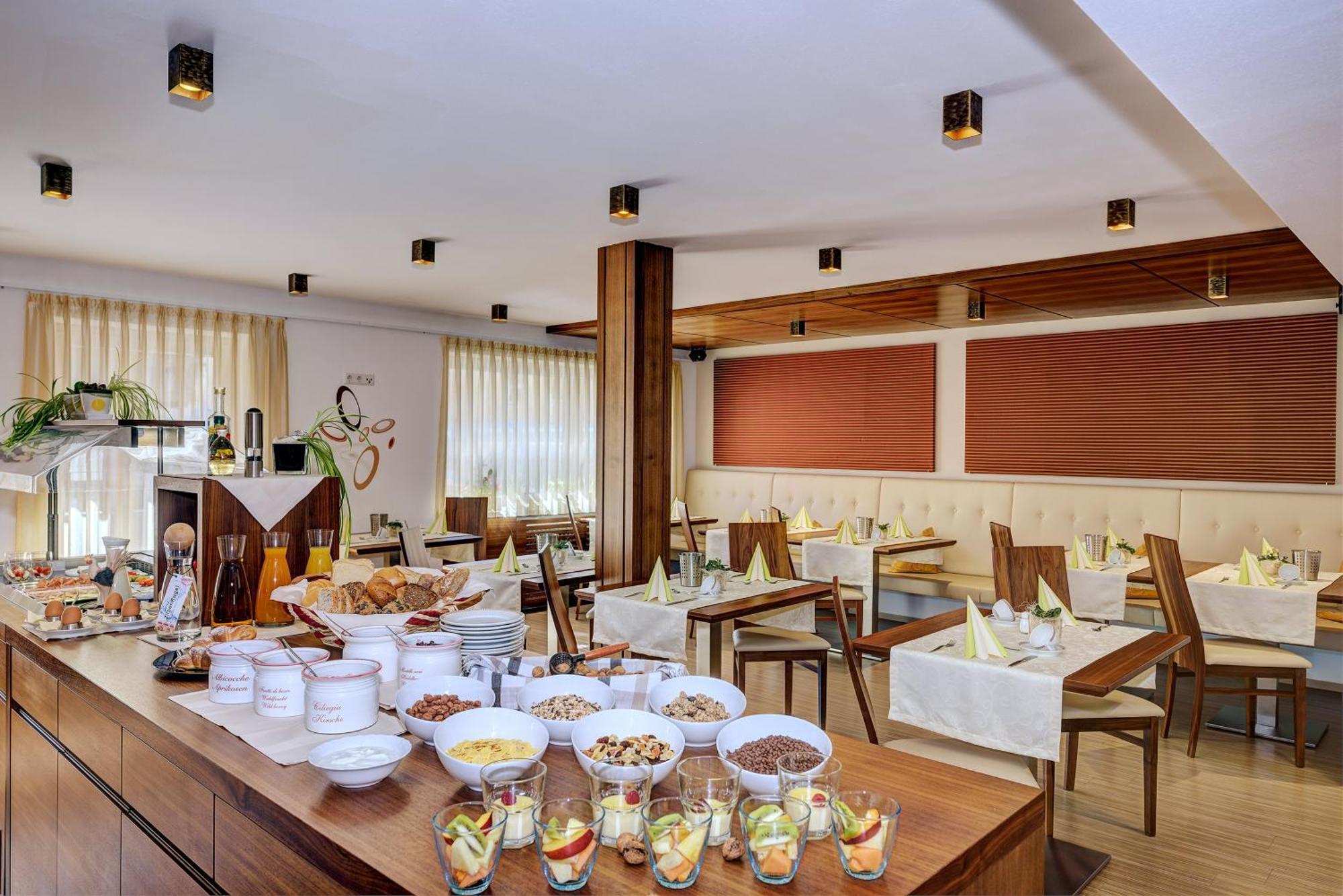 Garni Apparthotel St Valentin 산발렌티노알라무타 외부 사진